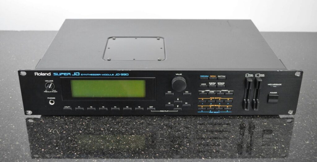 Roland jd 990 a
